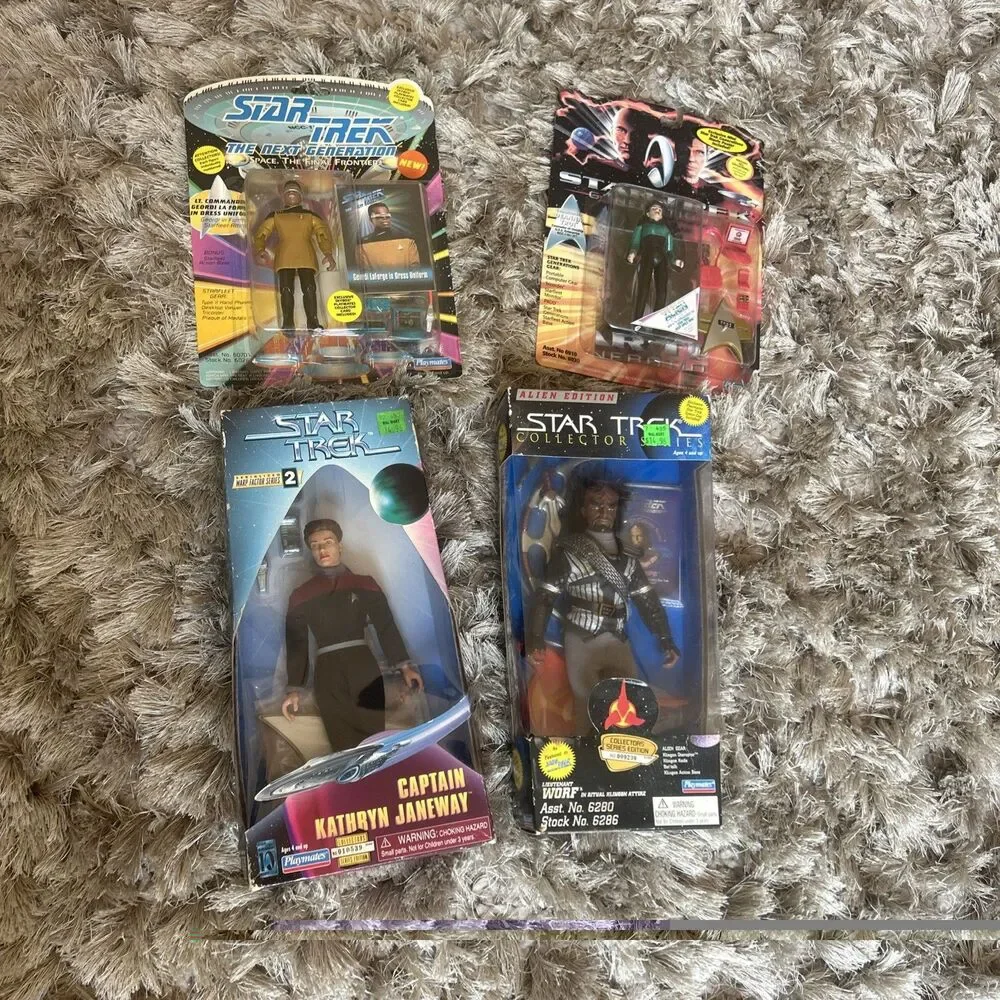 Three Vintage Star Trek Very Rare Characters Lot Of 4 Collection